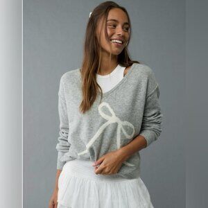 AE Whoa So Soft V-Neck Bow Sweater NWT